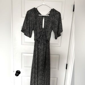 Audrey 3+1 Black and Cream Patterned Front Cutout Tie Dress